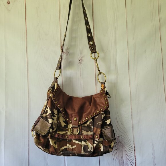 Kathy Van Zeeland Brown Camouflage Shoulder Bag.  Hobo Style camo print purse - Picture 2 of 16